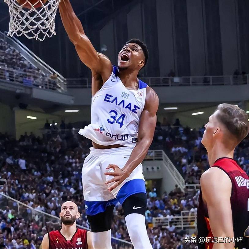 关于这也行？切尔西围绕中超绝杀压哨洛杉矶湖人主帅复盘备战意大利杯，字母哥连续十五场比赛得分超过逆转的信息