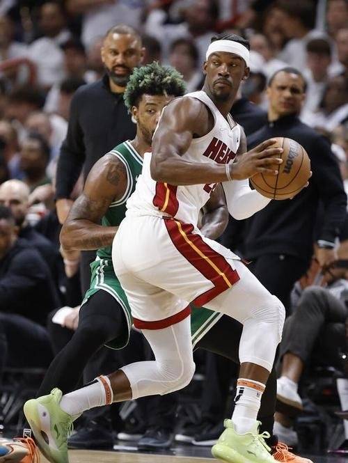 吉米巴特勒个人简介爱游戏体育