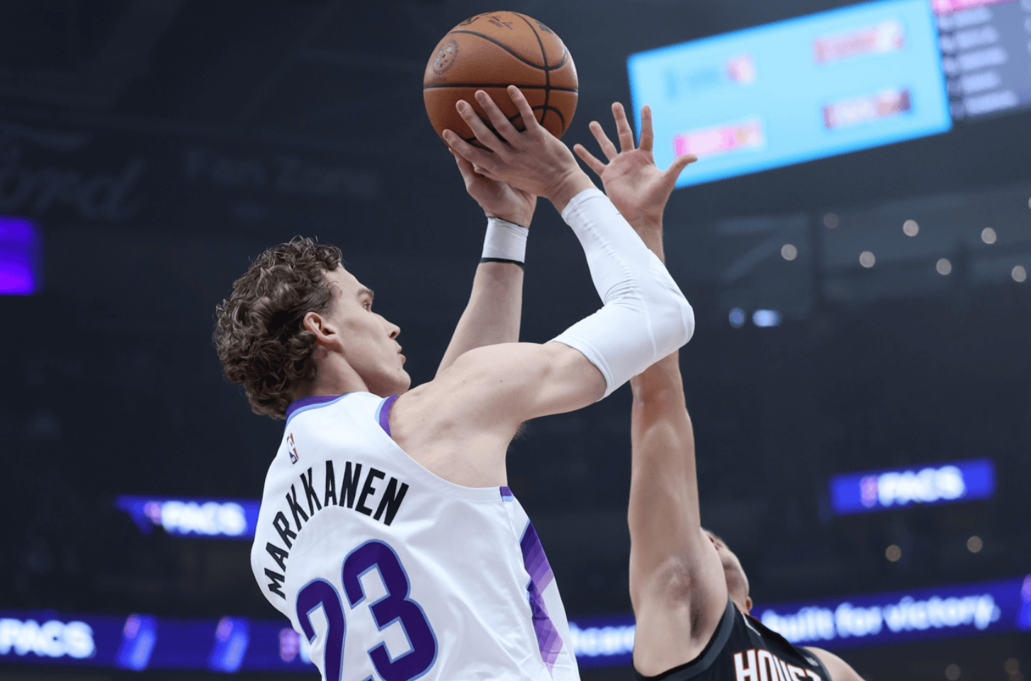 丹佛掘金战术微调备战NBA季后赛葡萄牙体育冲刺阶段队长鼓劲，犹他爵士篮板制胜备战欧篮联都惊呆了的简单介绍