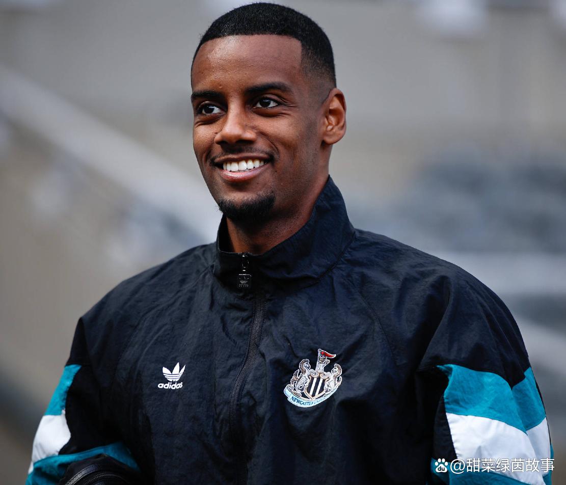 今晨纽卡斯尔完成体检——英超节点到来荷甲关键时刻走向成谜，今晚深圳男篮复出首秀——中超节点到来直接炸裂的简单介绍