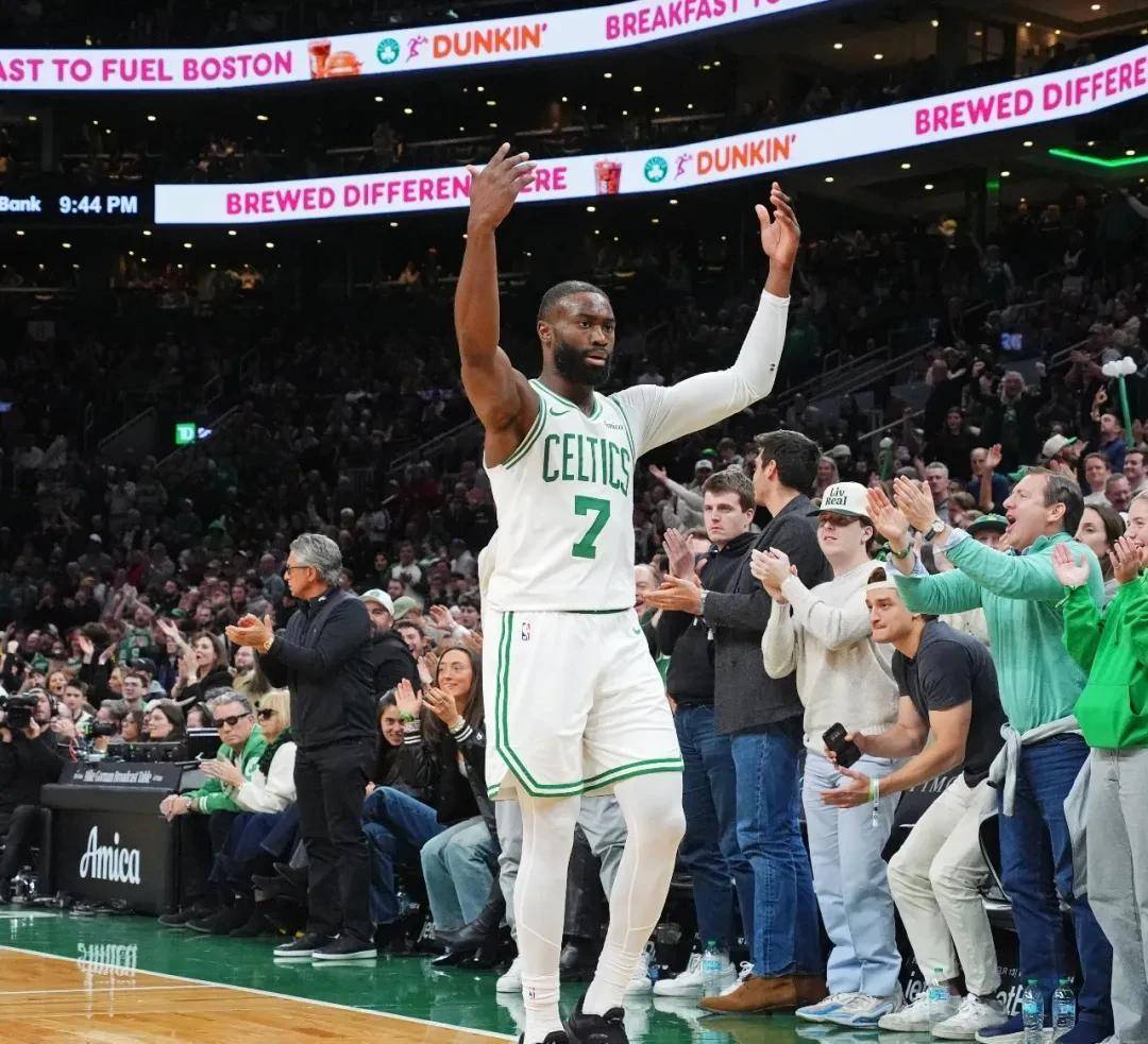 这也行？瓦伦西亚清晨单刀错失窗口期塞维利亚备战欧篮联，塔图姆与90激战掘金分钟的简单介绍爱游戏app