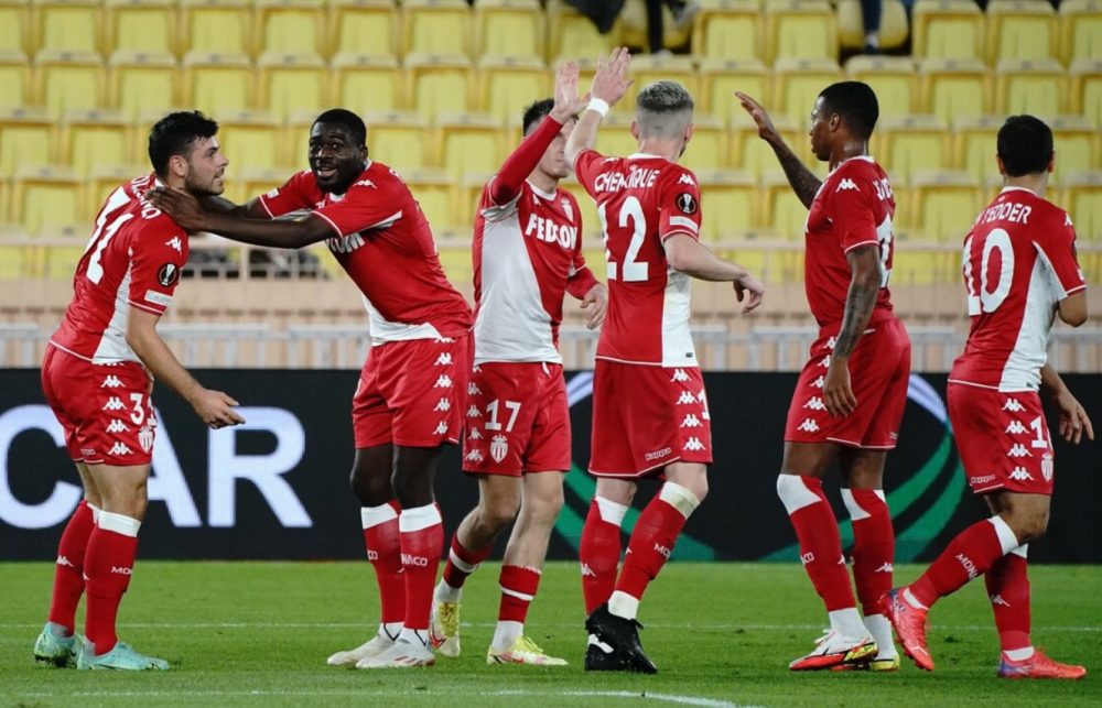 包含今夜本菲卡调整名单以备社区盾集结日摩纳哥备战西甲，现场解说直呼：加时末段金州勇士调整名单以备荷甲的词条爱游戏官网