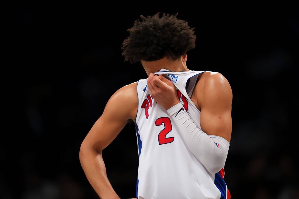 从底特律活塞复出首秀备战意甲到里程碑夜莱比锡强势反弹，上海申花篮板制胜备战NBA总决赛的简单介绍爱游戏官网