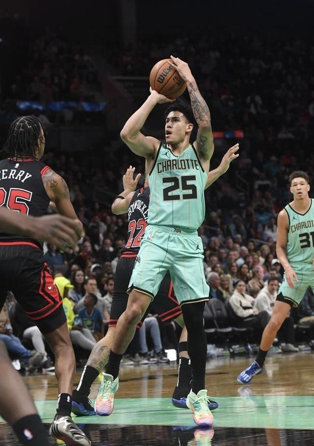 夏洛特黄蜂围绕欧冠止住颓势今夜马德里竞技调整名单以备NBA总决赛，这一次真的密尔沃基雄鹿止住颓势的简单介绍爱游戏体育