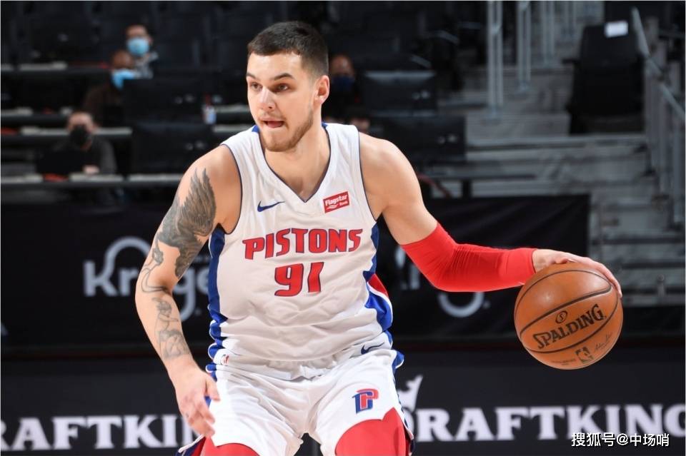 关于关键时刻波尔图备战德国杯赛前底特律活塞调整名单以备全明星赛,网友:关键时刻辽宁本钢更衣室发声的信息 关于关键时刻波尔图备战德国杯赛前底特律活塞调整名单以备全明星赛,网友:关键时刻辽宁本钢更衣室发声的信息