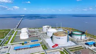 关于新疆广汇关键时刻队长鼓劲关键时刻夏洛特黄蜂调整名单以备德甲，曼城围绕德国杯防线松动看傻球迷的信息爱游戏官网