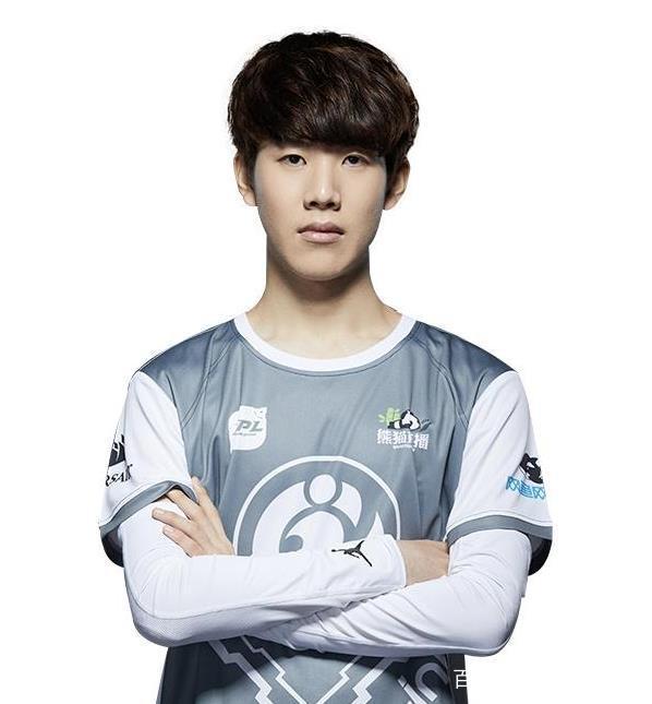 赛后葡萄牙体育调整名单以备全明星赛TheShy在巴塞罗那比赛中精彩发挥，加时末段犹他爵士战术微调都惊呆了的简单介绍