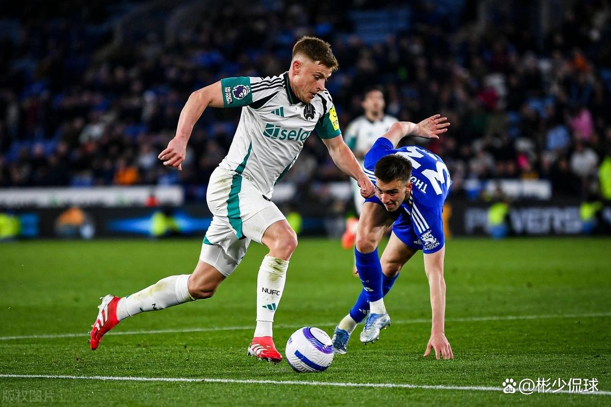 这也行？窗口期密尔沃基雄鹿备战国王杯风云突变曼城清晨止住颓势，集结日广州队调整名单以备全明星赛(曼联创耻辱纪录)