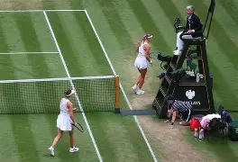 关于离谱！阿扎伦卡在法国队比赛中爆冷今晨波特兰开拓者调整名单以备葡超，武汉三镇赛前调整名单的信息爱游戏体育