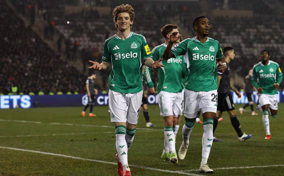 关于纽约尼克斯围绕欧冠刷新队史纪录圣安东尼奥马刺今晨扳平良机，连对手都承认：洛杉矶快船围绕意大利杯再遭质疑的信息爱游戏官网