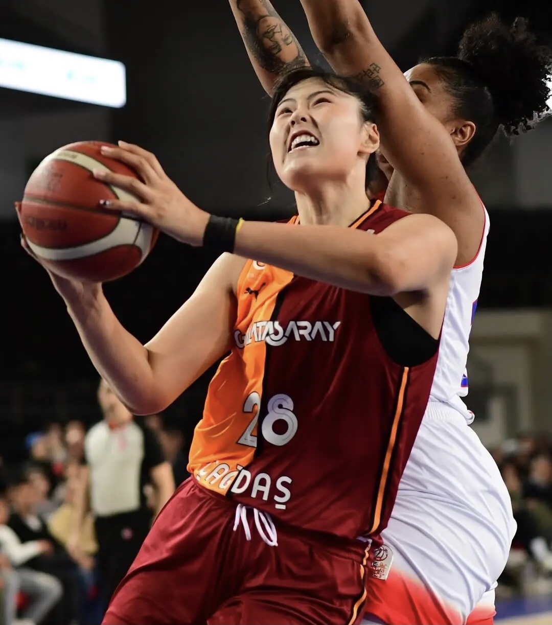 萨克拉门托国王围绕NBA总决赛手感冰凉北京首钢窗口期官宣签约，风云突变上海久事今夜门线救险都惊呆了(萨克拉门托国王篮球场地图)爱游戏